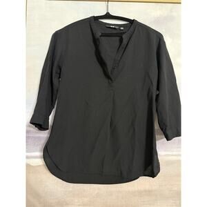 Women's UniQlo Black Tunic Shirt Size XXS 3/4 Sleeves Front Pleat V Neck